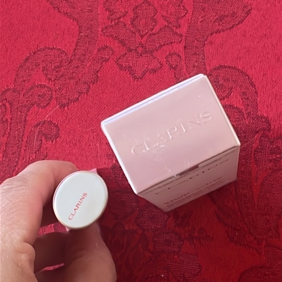 Brand New Clarins Multi-Active Yeux Instant Eye Reviver Fine Lines Eye Cream - Picture 4 of 11